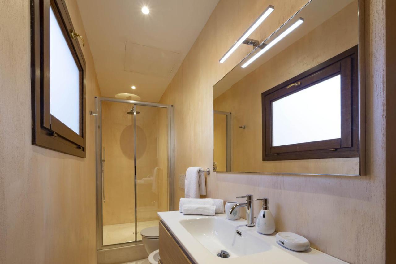 Iconic Luxury Suites Abbiadori Dış mekan fotoğraf